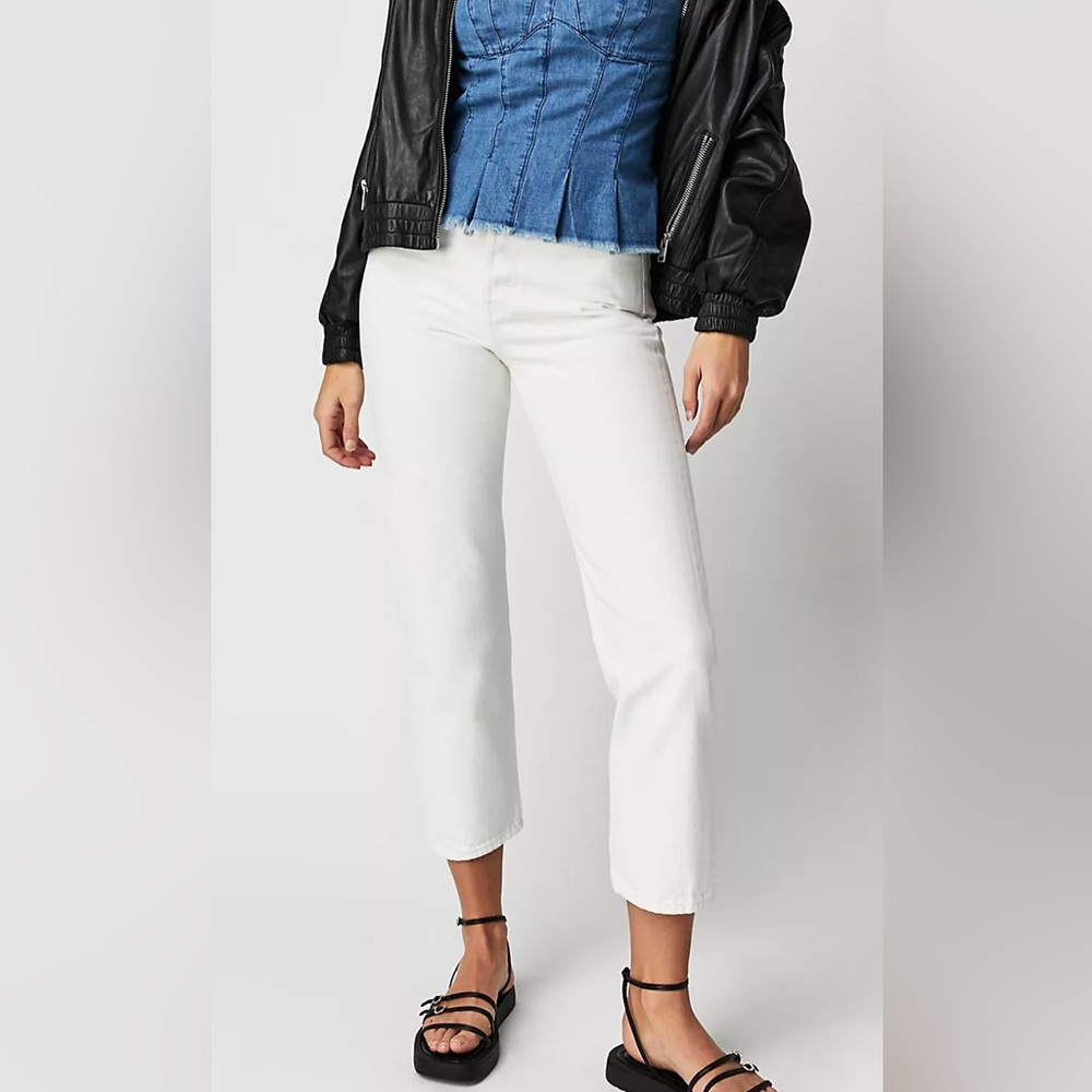 Levi's Women's Straight Leg White Jeans